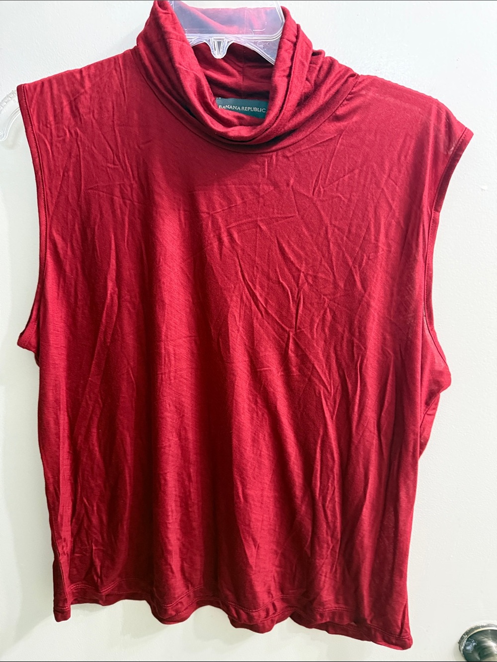 Banana Republic Sleeveless Turtleneck Tank Top in Deep Red